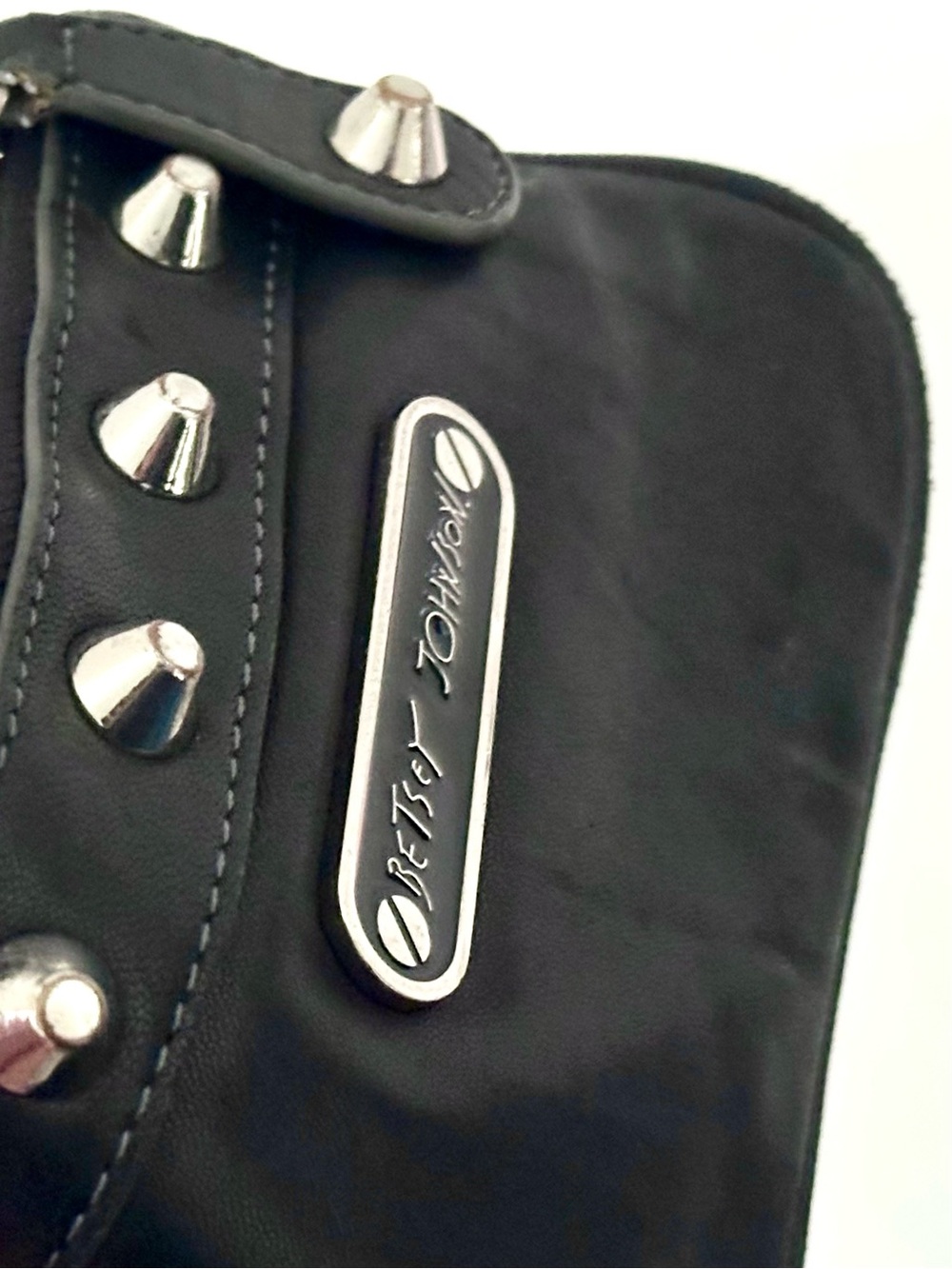 Betsey Johnson Vintage Leather Studded Coin Purse in Black - Picture 5 of 9